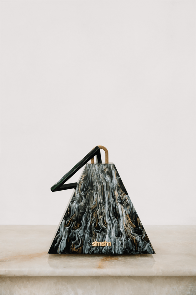 THE PYRAMID - ONYX - SMALL