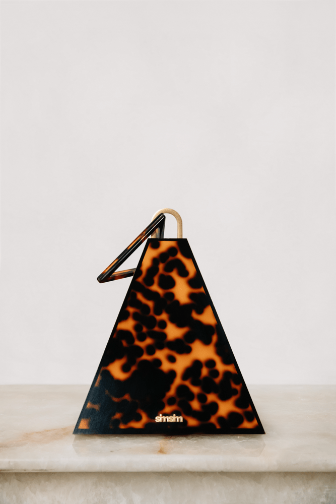 THE PYRAMID - TORTOISE - LARGE